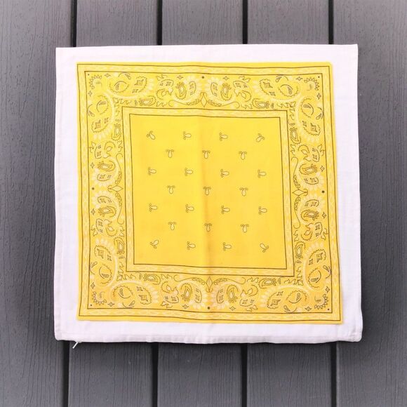 Yellow Bandana on White Zippered 20 x 20 Throw Pillow NEW - Picture 7 of 12